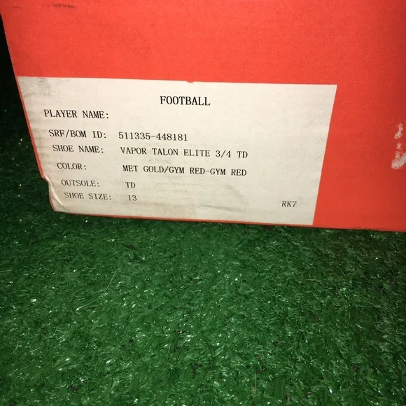 NEW NIKE VAPOR TALON ELITE 3/4 TD
GOLD / GYM RED - Picture 3 of 7